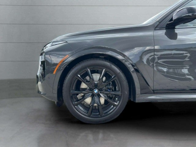 2027 BMW X7 M60i