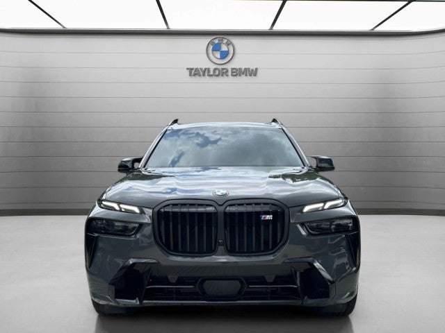 2027 BMW X7 M60i