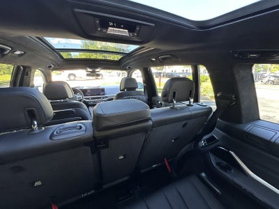2024 BMW X7 M60i
