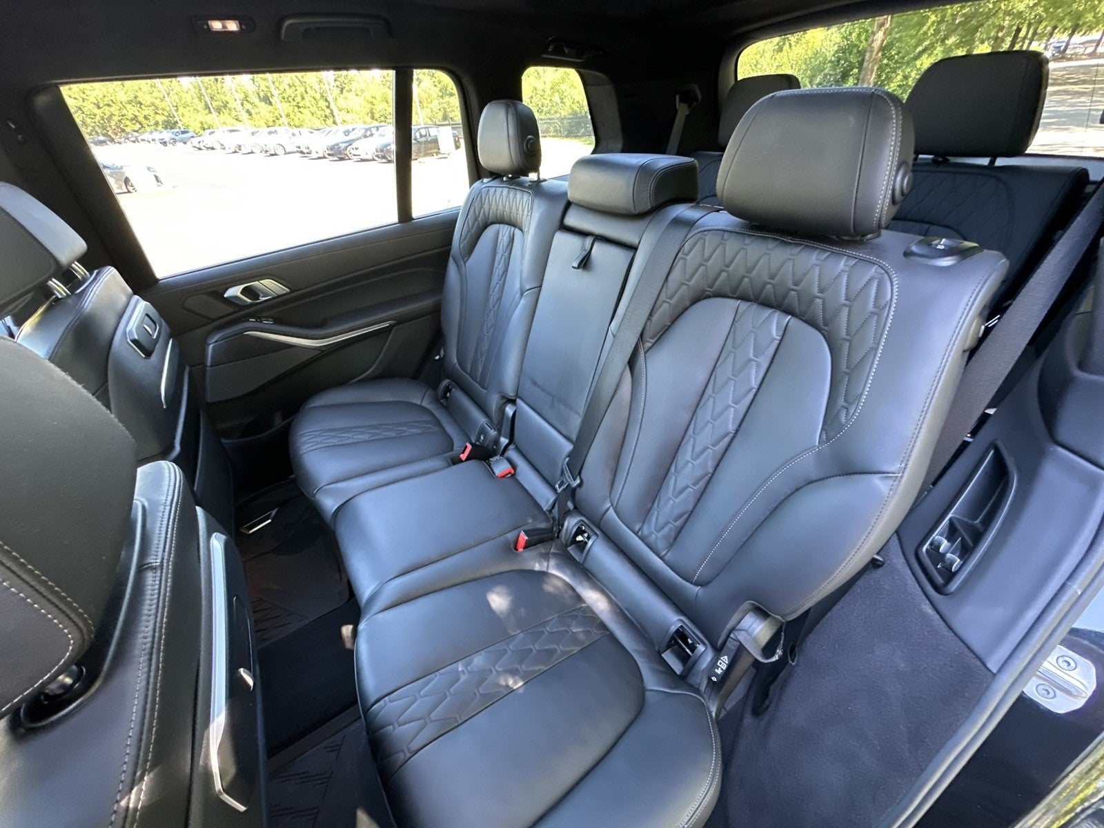 2024 BMW X7 M60i