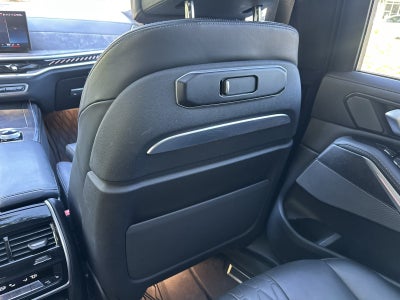 2024 BMW X7 M60i