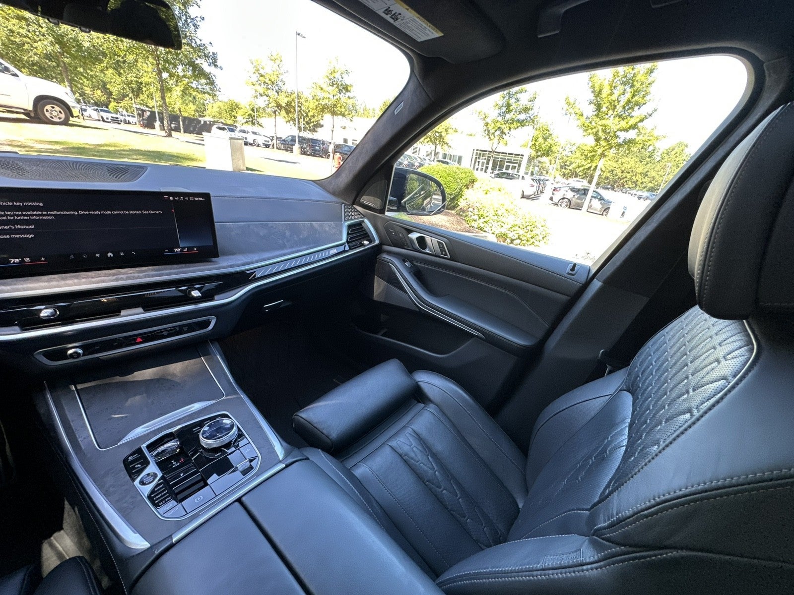 2024 BMW X7 M60i