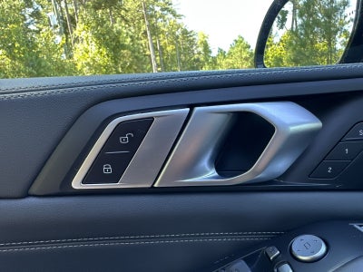 2024 BMW X7 M60i