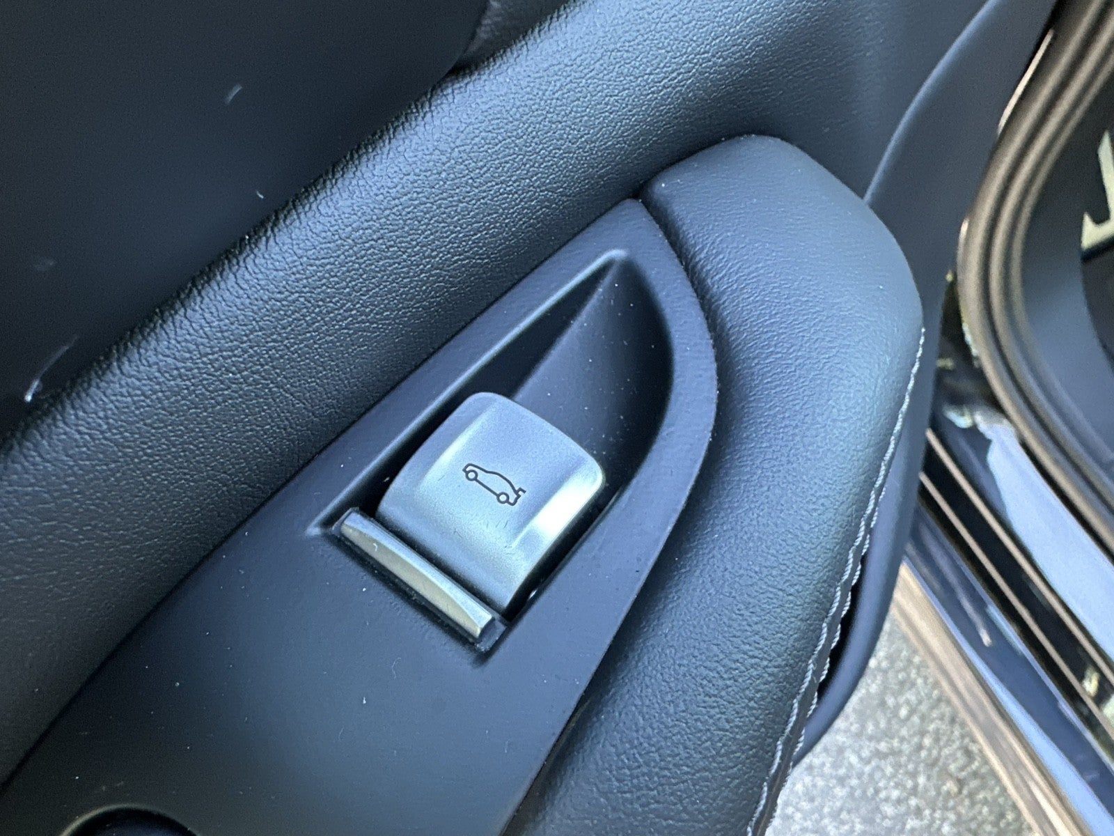 2024 BMW X7 M60i