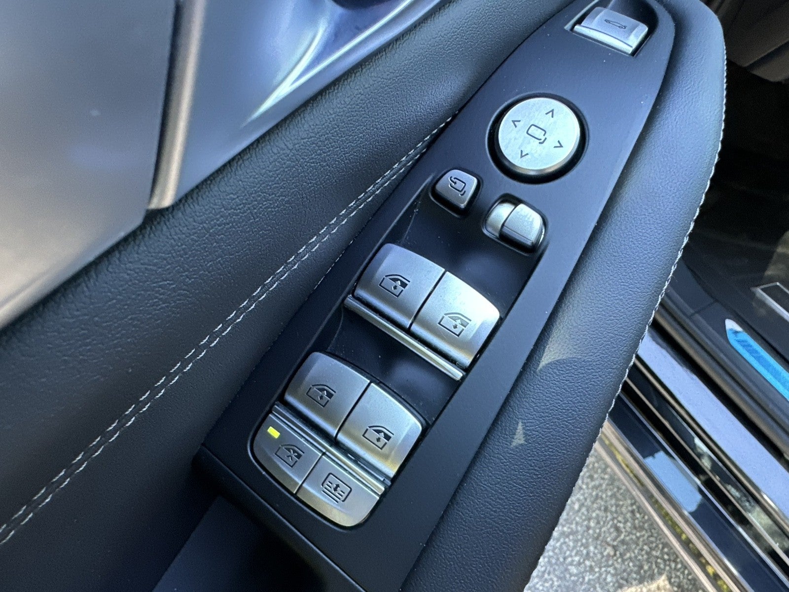 2024 BMW X7 M60i
