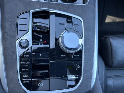2024 BMW X7 M60i