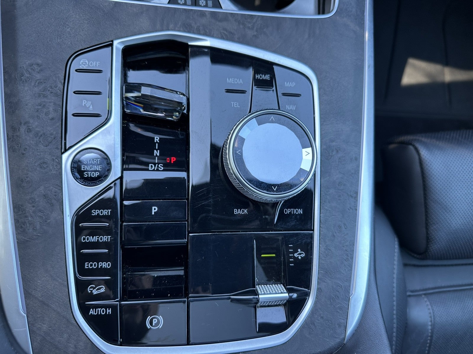 2024 BMW X7 M60i