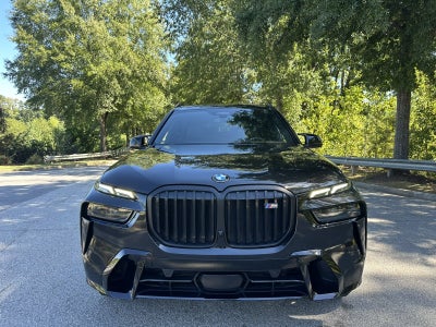 2024 BMW X7 M60i