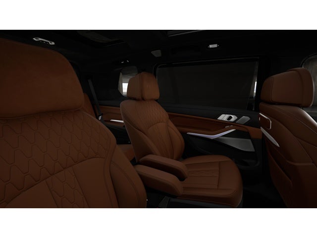 2027 BMW X7 M60i