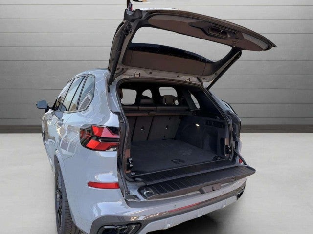 2024 BMW X5 M60i