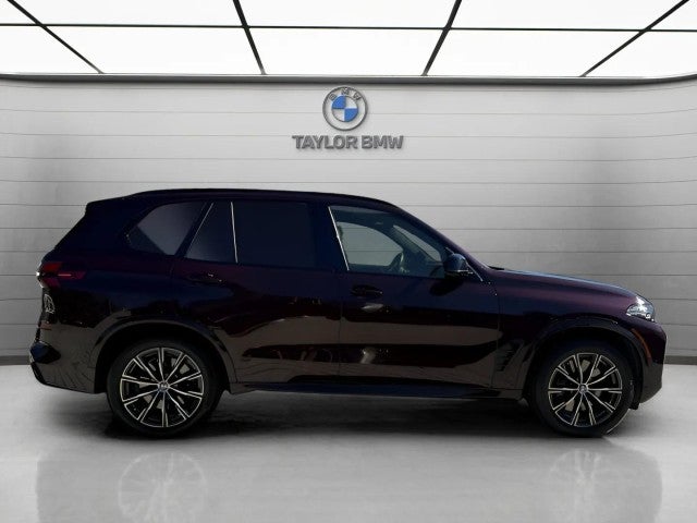 2024 BMW X5 M60i