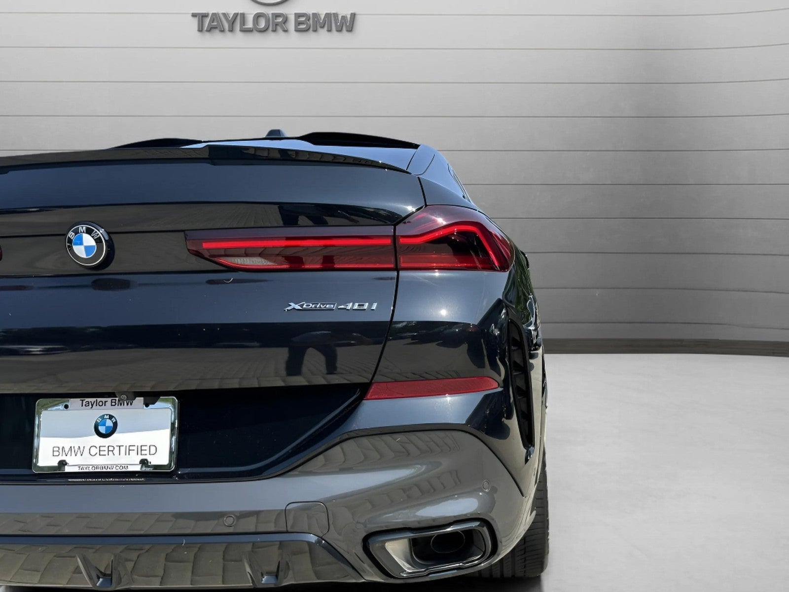 2024 BMW X6 xDrive40i