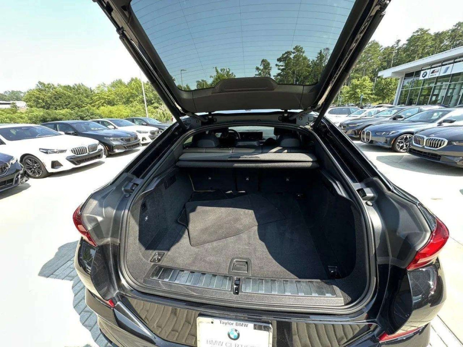 2024 BMW X6 xDrive40i