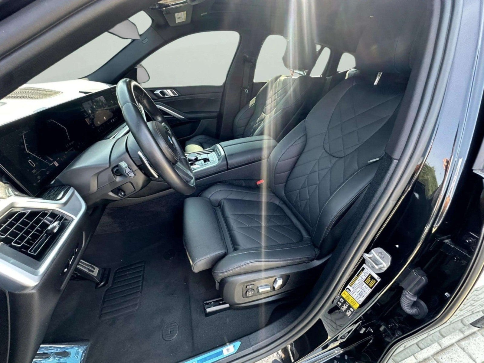 2024 BMW X6 xDrive40i