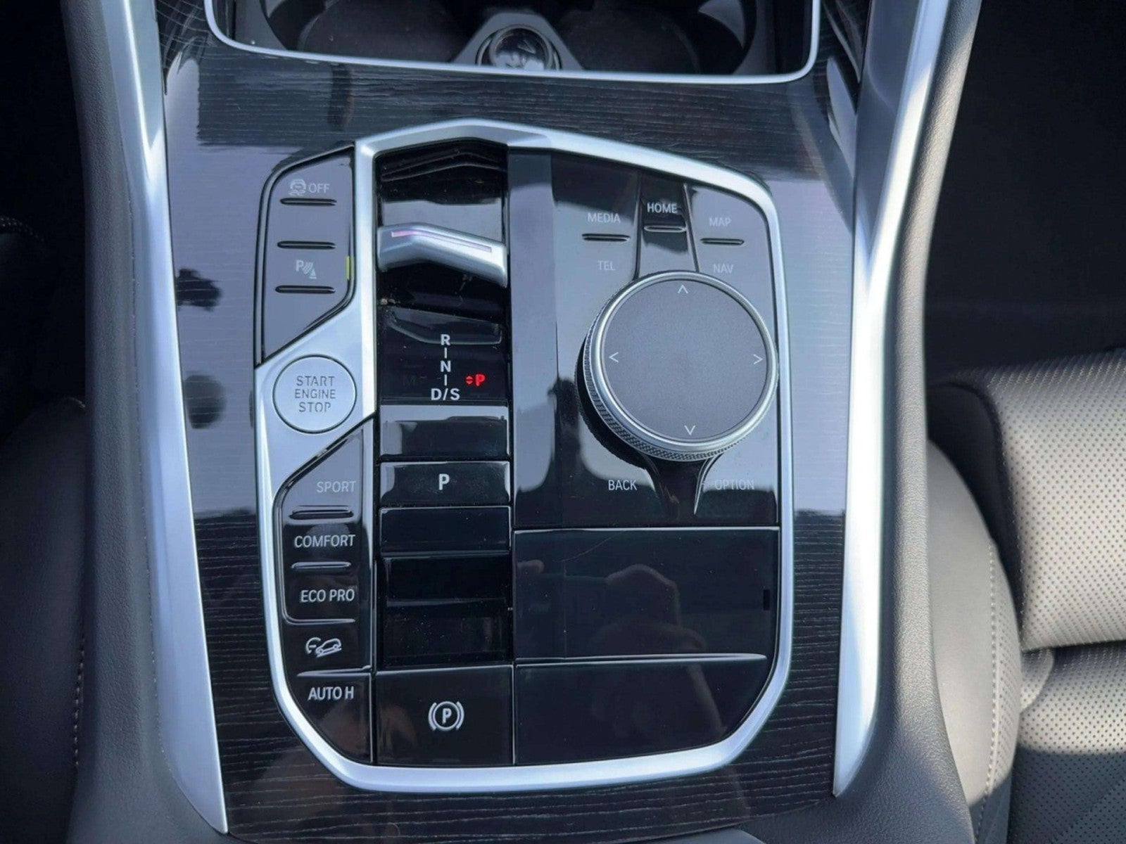 2024 BMW X6 xDrive40i