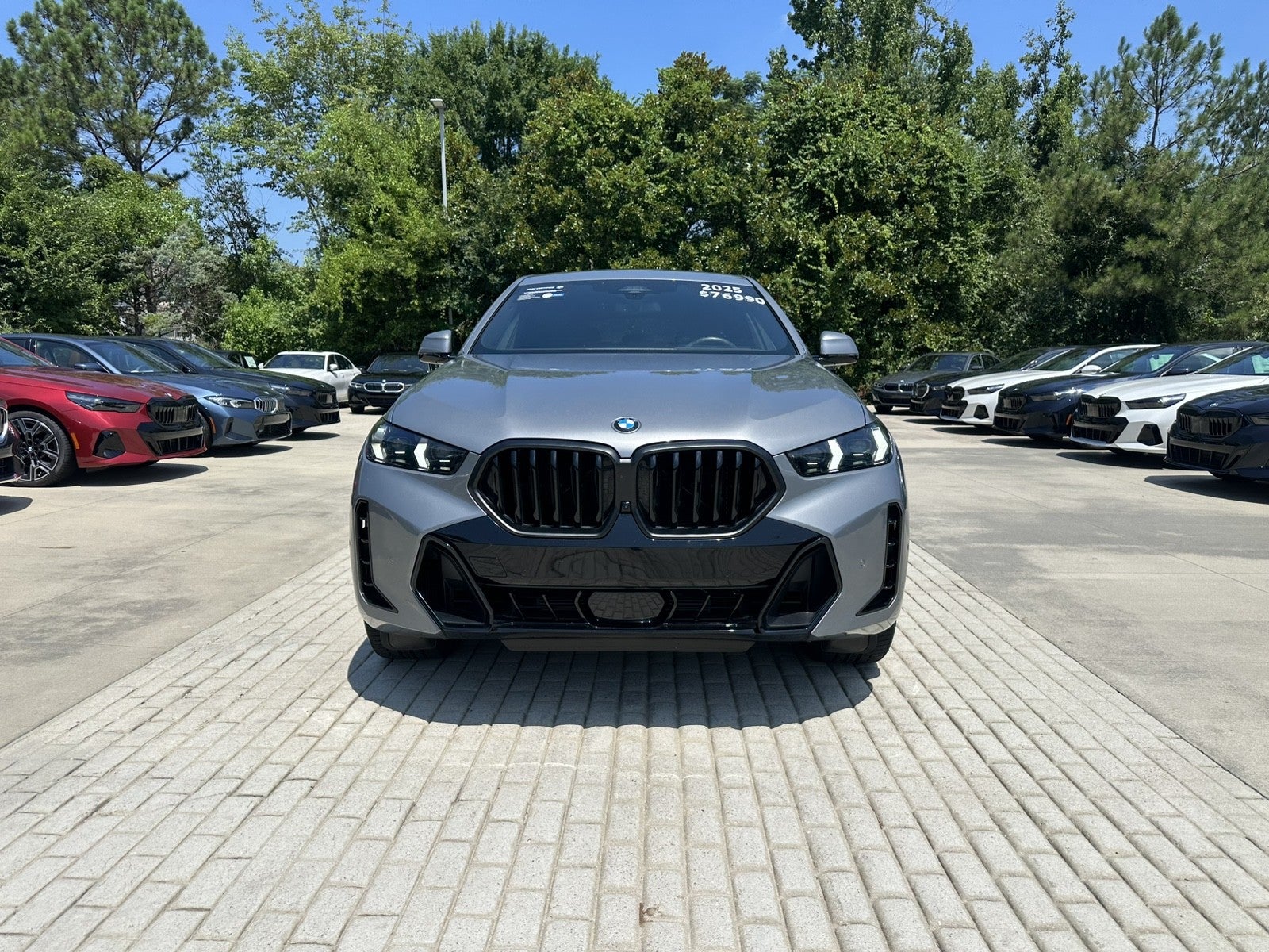 2025 BMW X6 xDrive40i