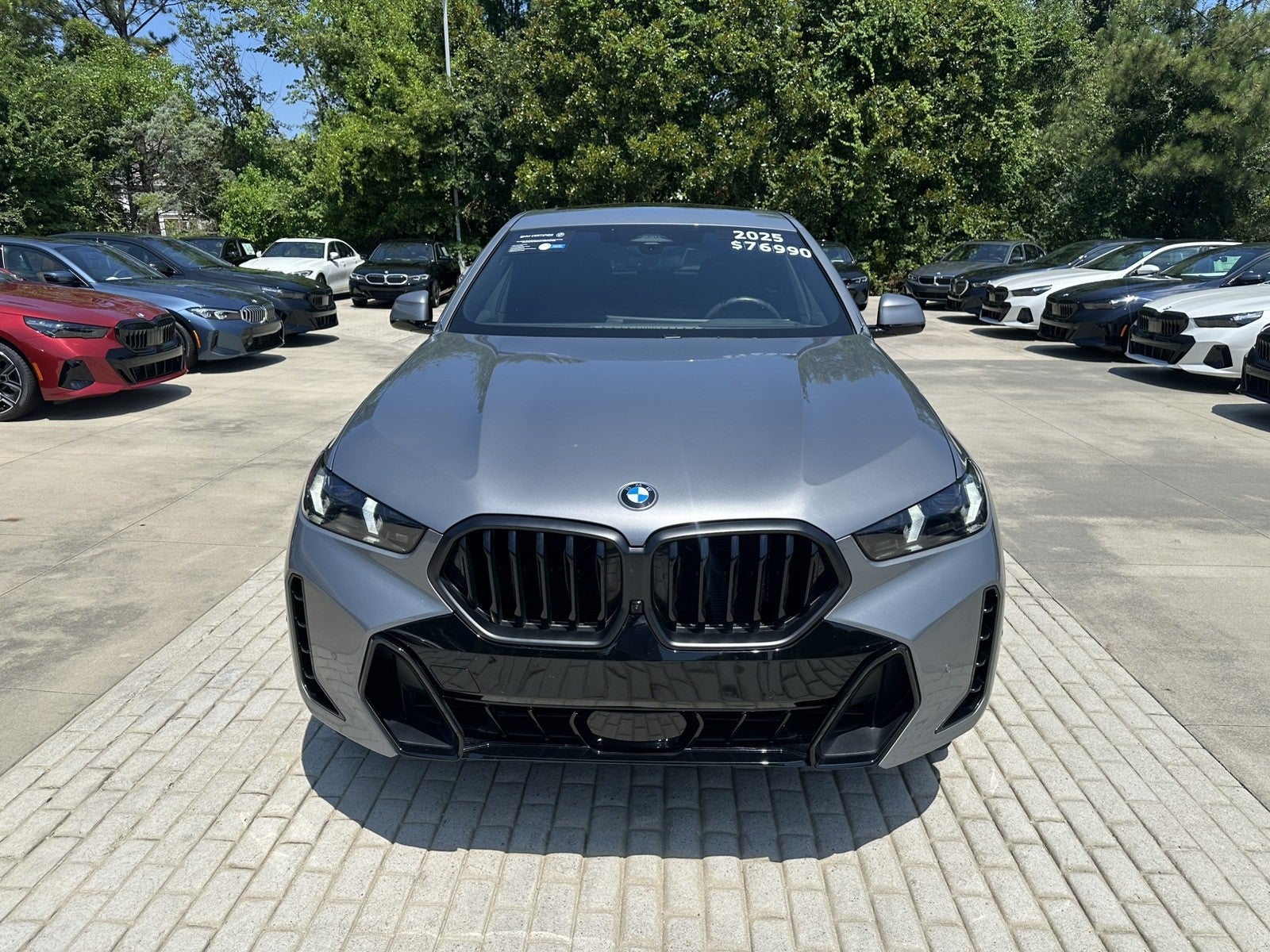 2025 BMW X6 xDrive40i