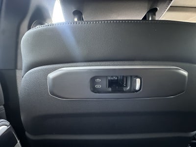 2025 BMW X6 xDrive40i