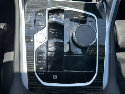 2025 BMW X6 xDrive40i