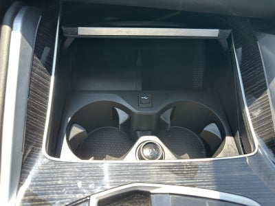 2025 BMW X6 xDrive40i