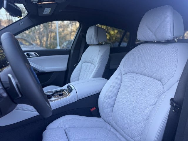 2026 BMW X6 xDrive40i