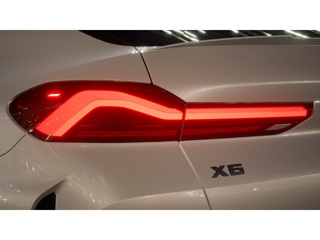 2027 BMW X6 xDrive40i