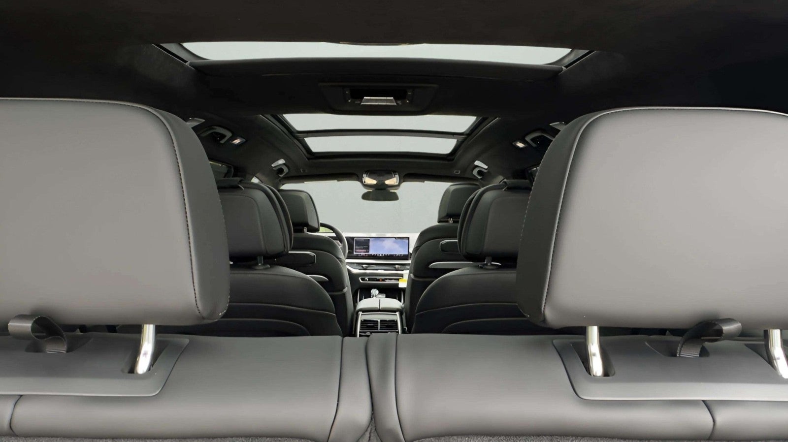 2026 BMW X7 ALPINA XB7