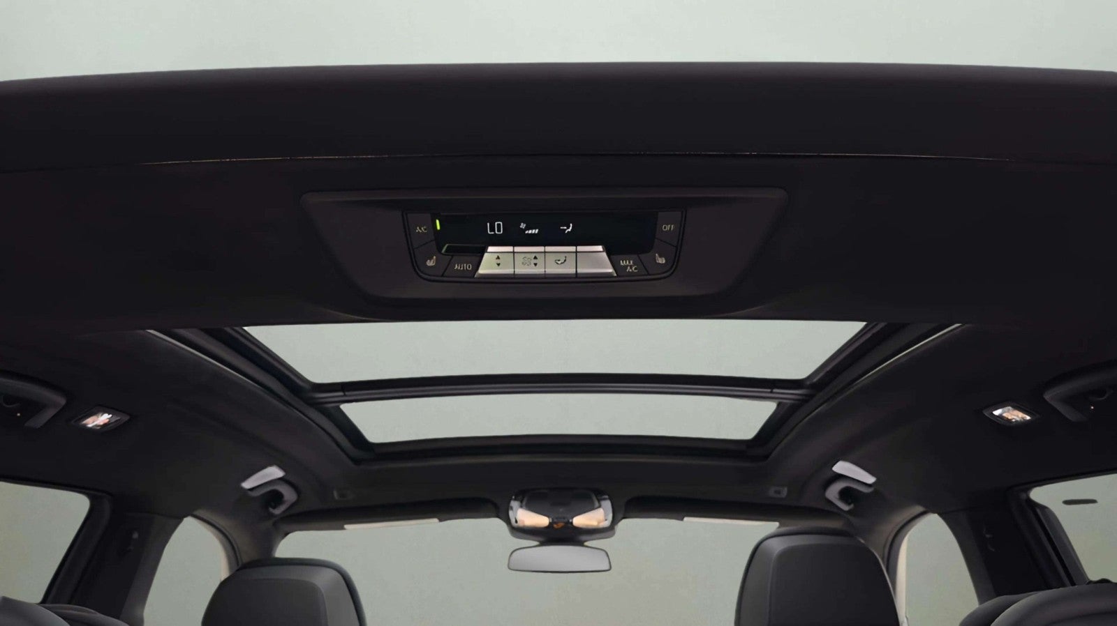 2026 BMW X7 ALPINA XB7