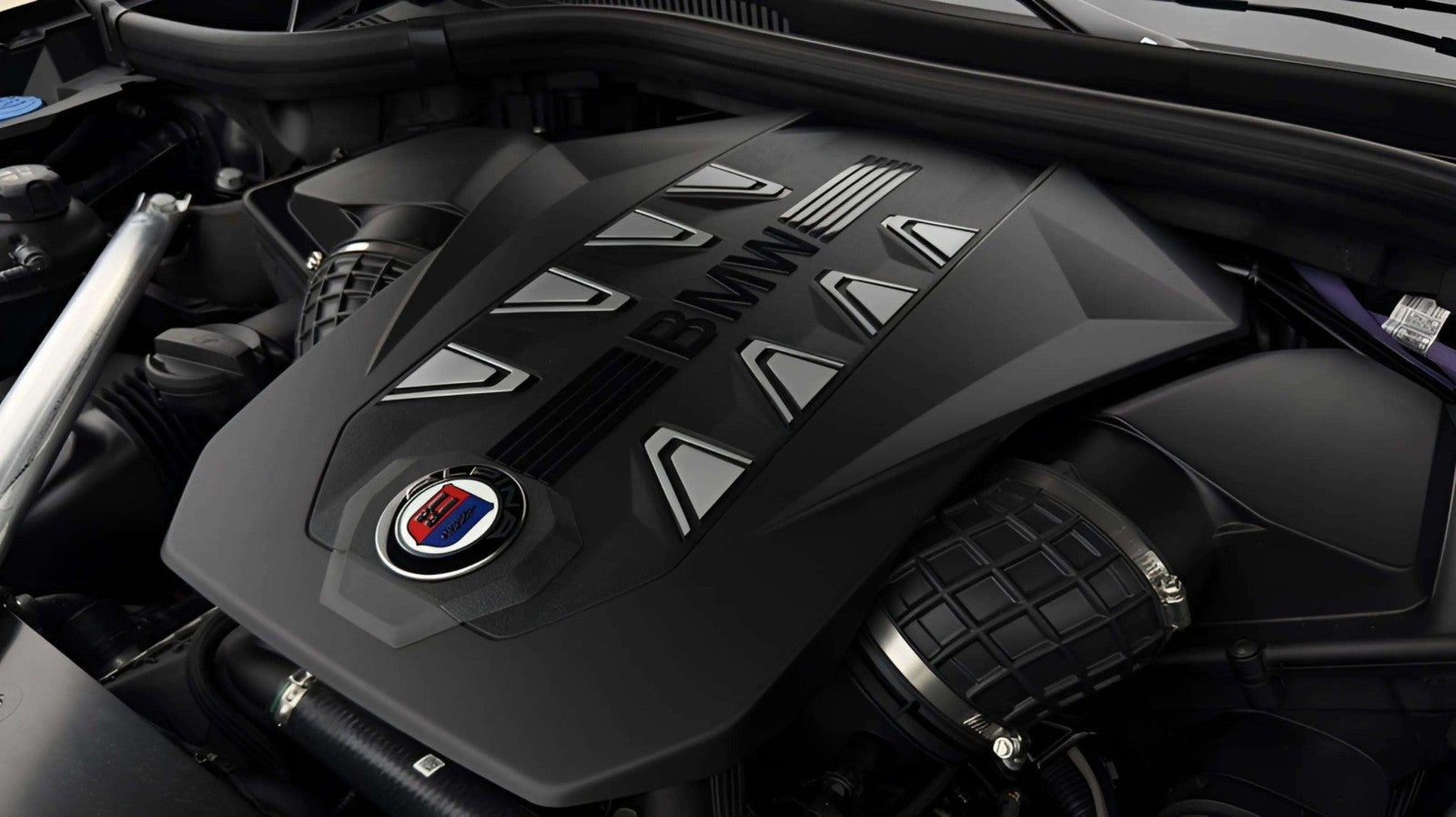 2026 BMW X7 ALPINA XB7