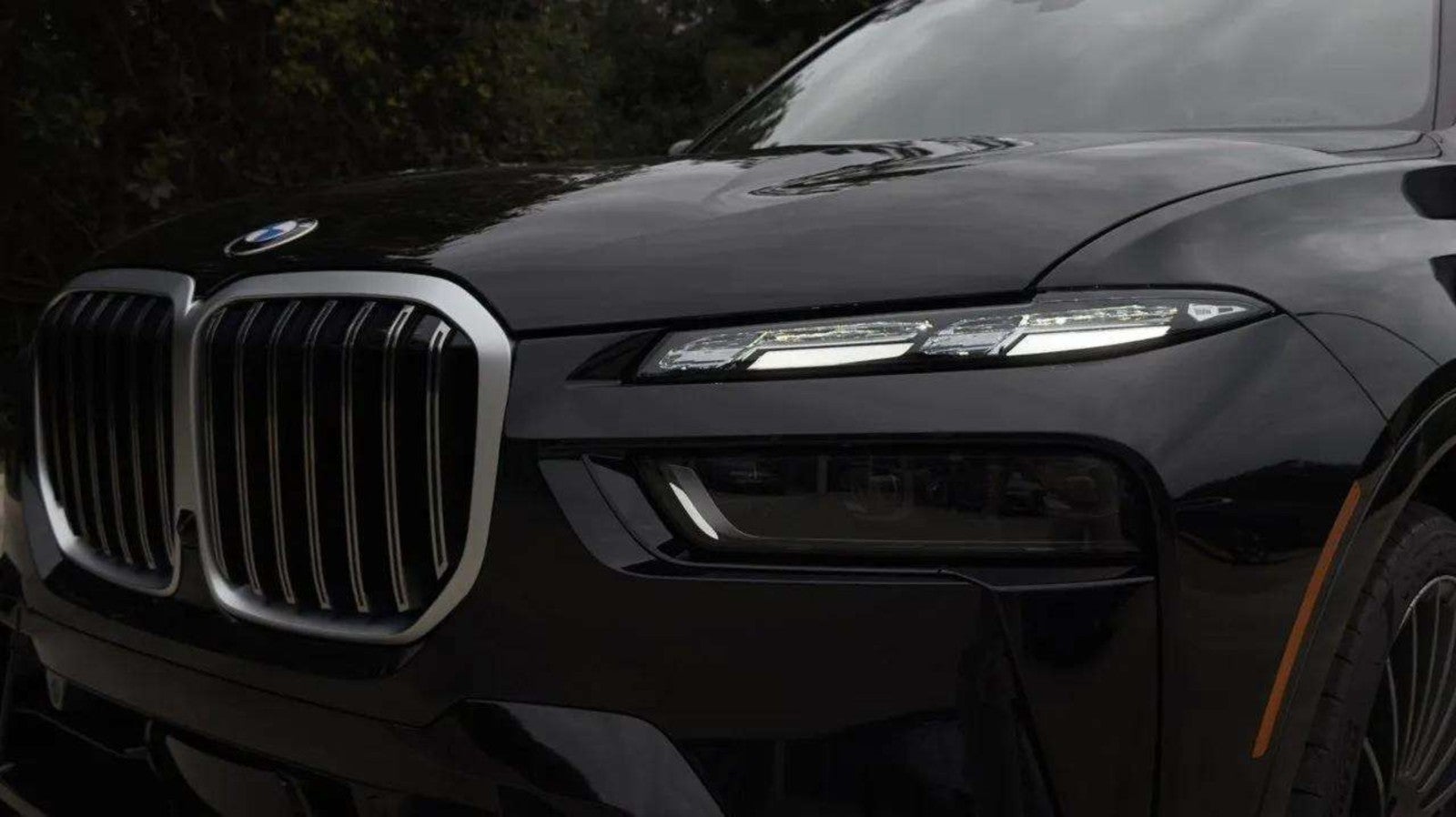 2026 BMW X7 ALPINA XB7