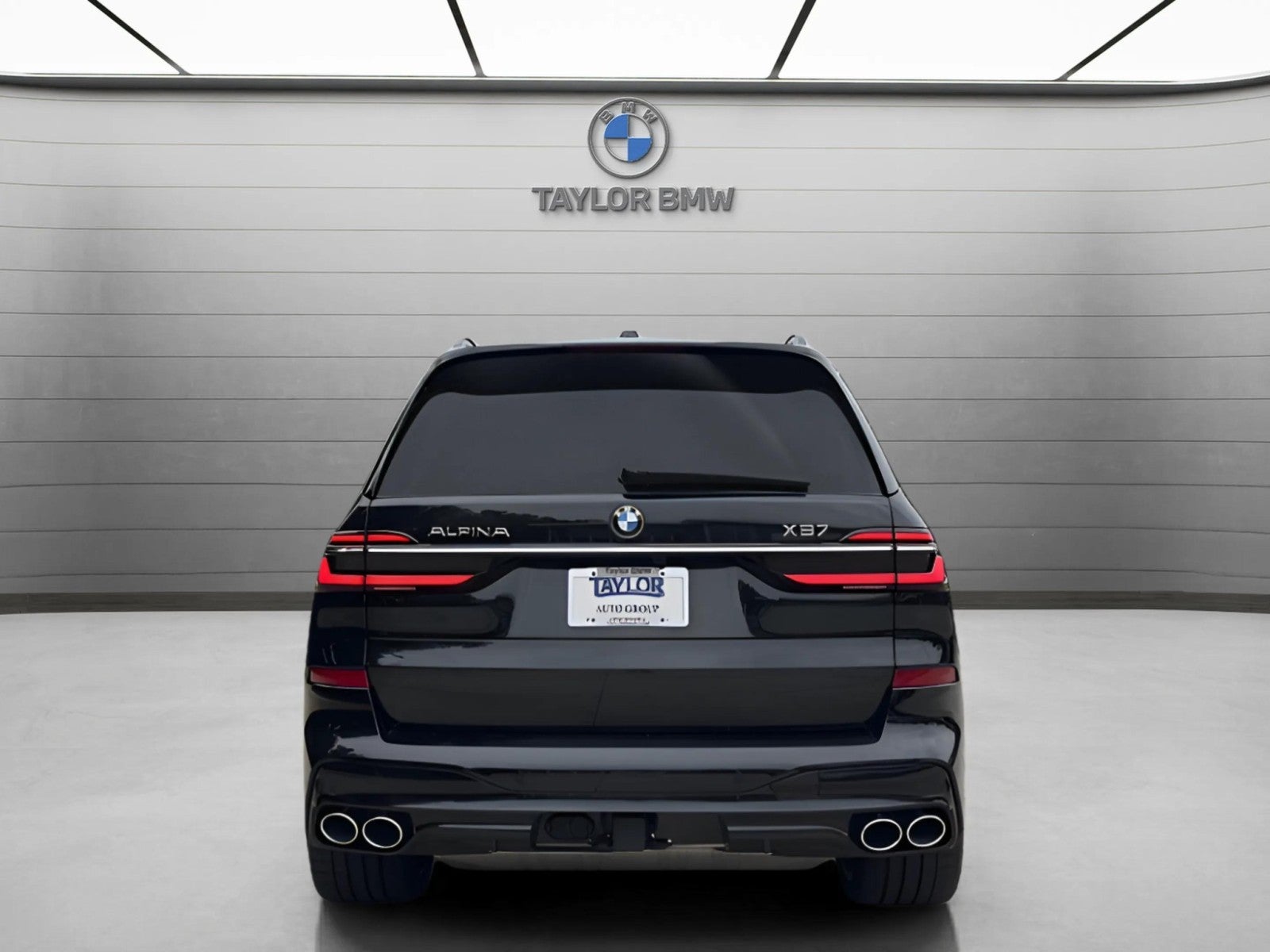 2026 BMW X7 ALPINA XB7