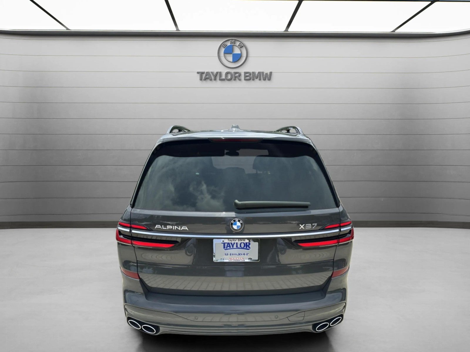 2024 BMW X7 ALPINA XB7
