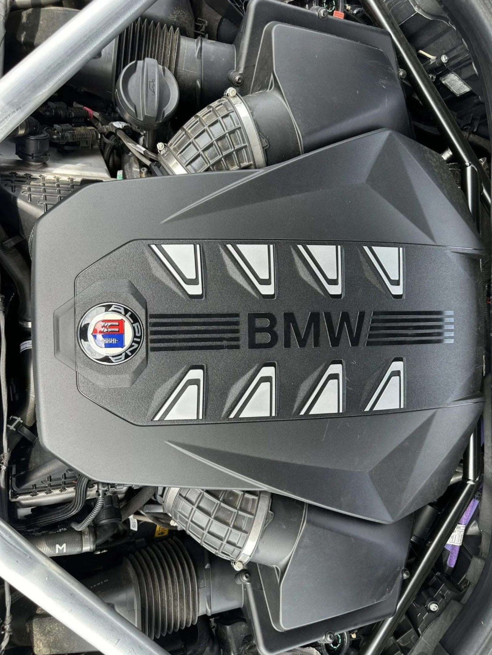 2024 BMW X7 ALPINA XB7