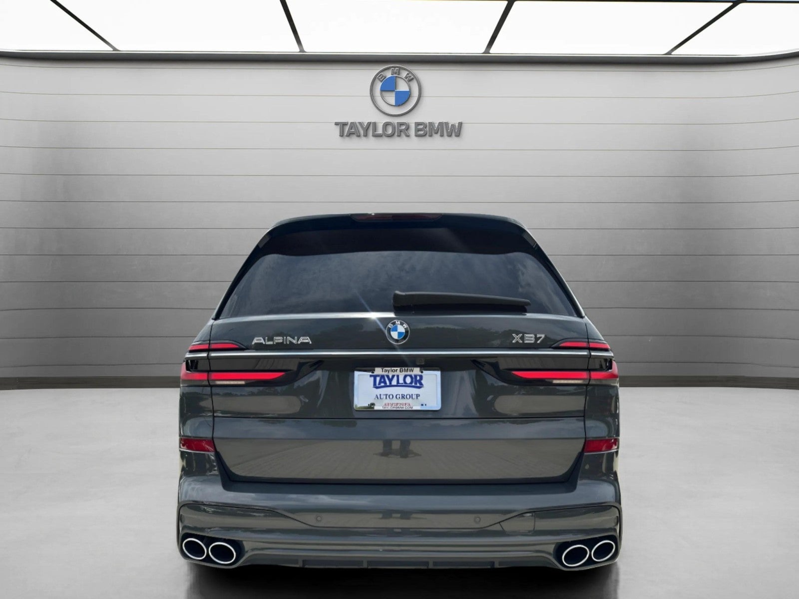 2024 BMW X7 ALPINA XB7