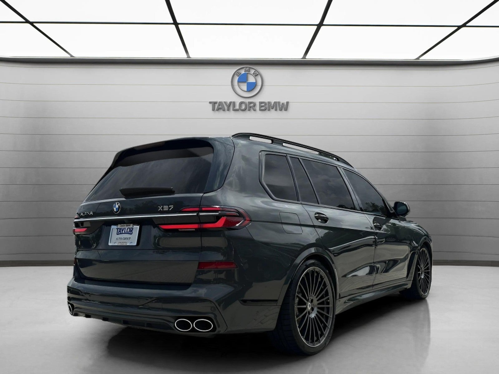 2024 BMW X7 ALPINA XB7