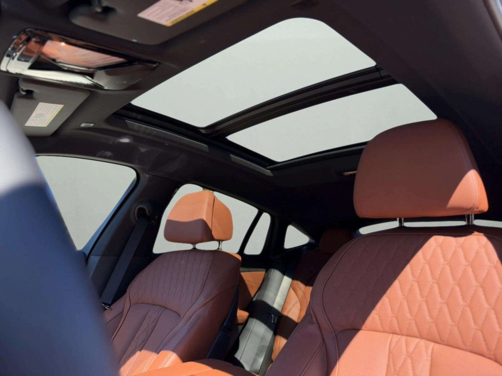 2027 BMW X6 M60i
