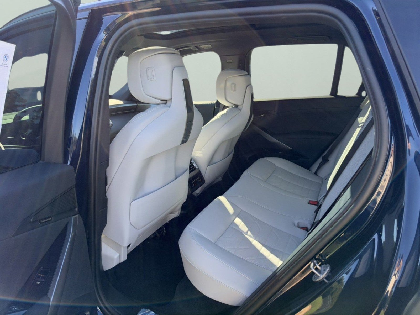 2027 BMW X5 40 xDrive