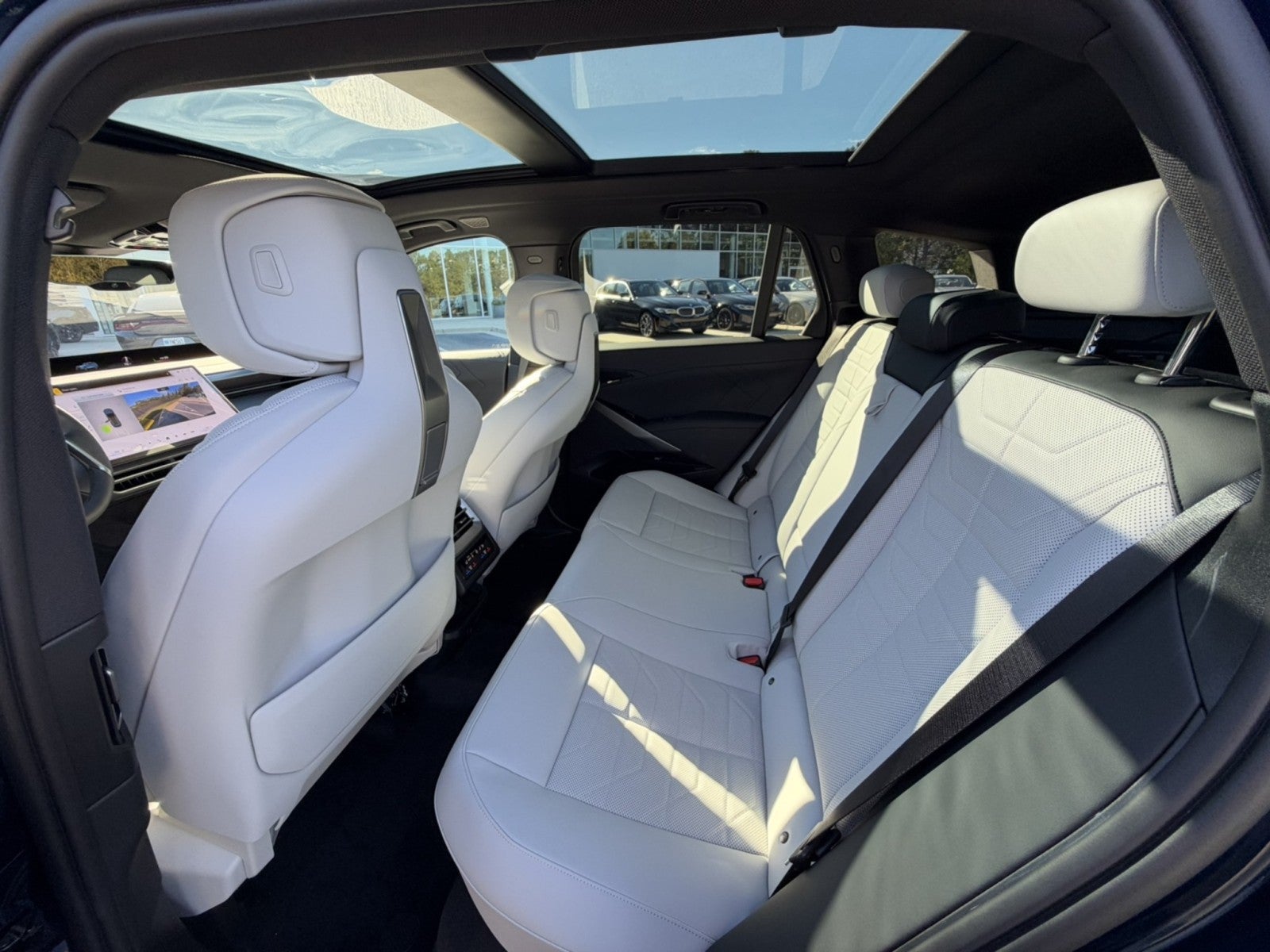 2027 BMW X5 40 xDrive
