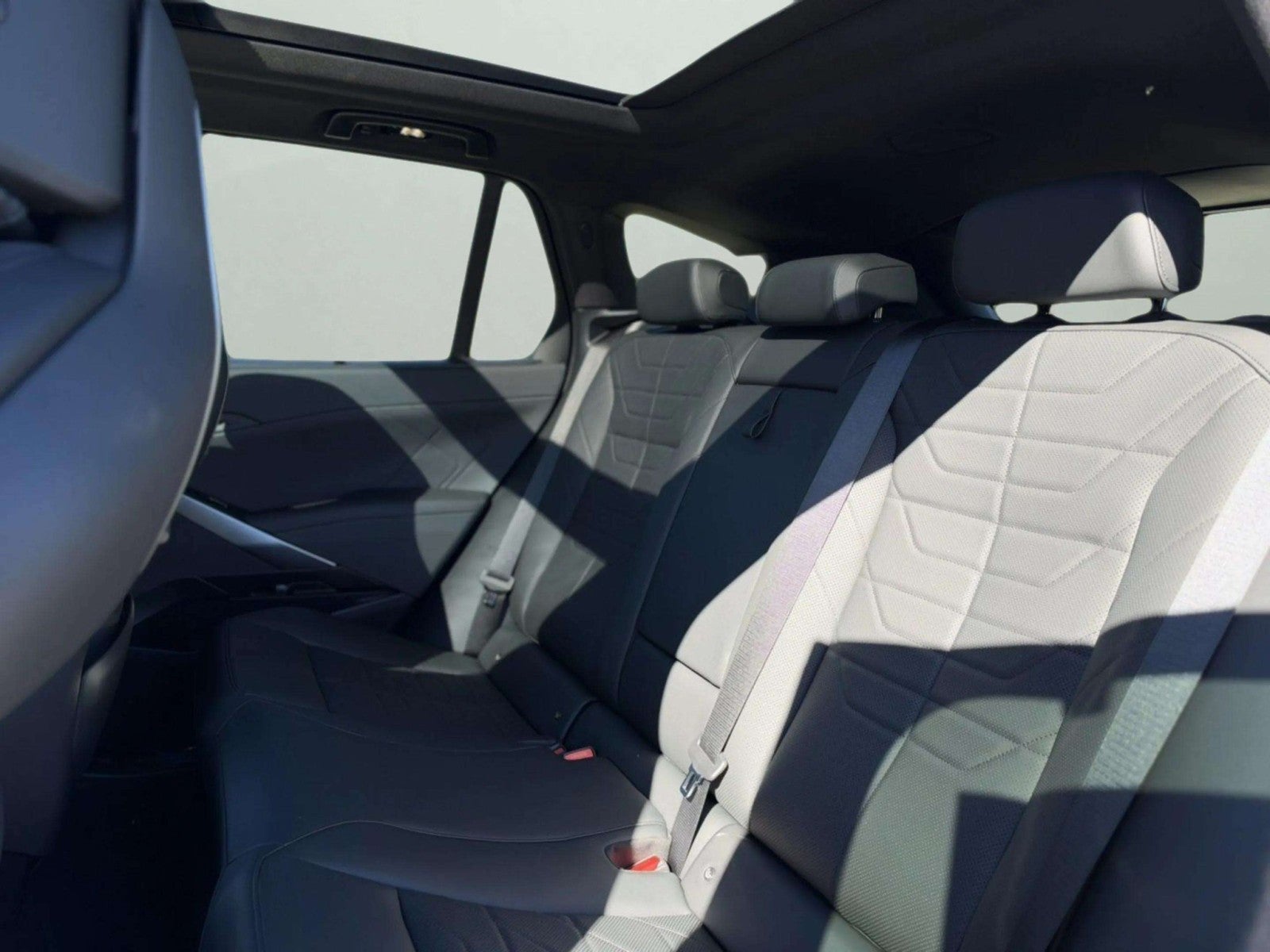 2027 BMW X5 40 xDrive