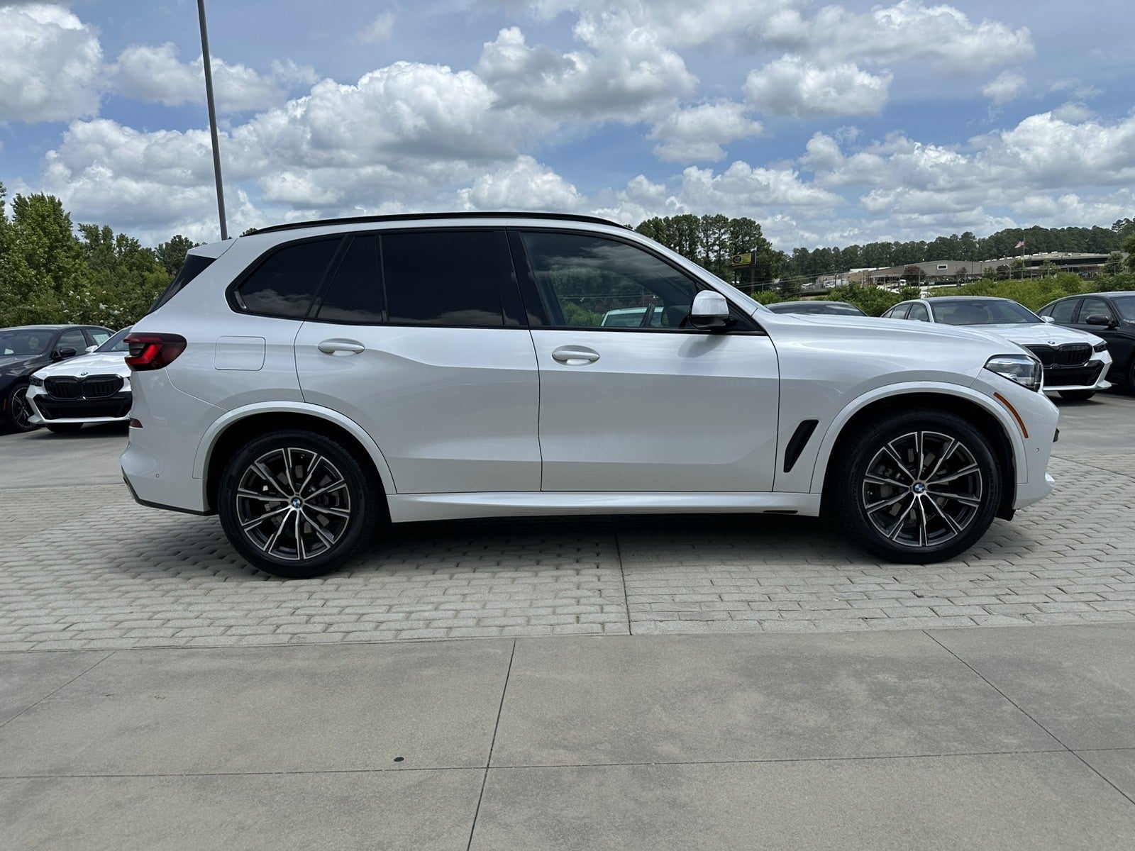 2023 BMW X5 xDrive40i