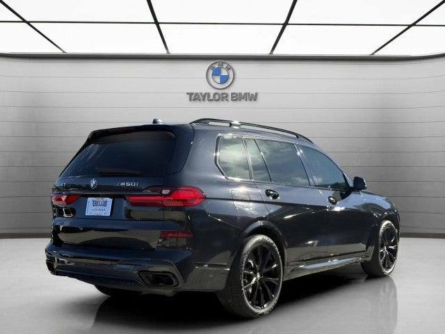 2022 BMW X7 M50i