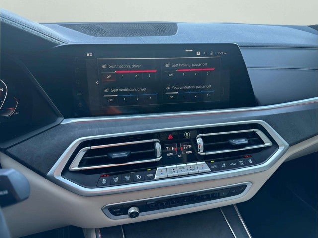 2021 BMW X5 M50i