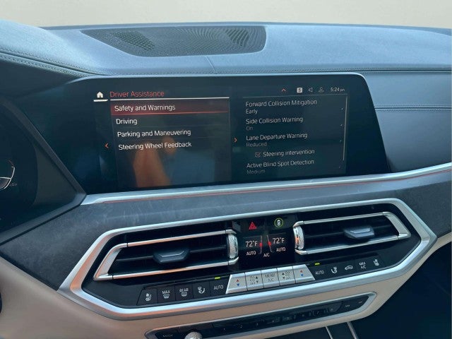 2021 BMW X5 M50i
