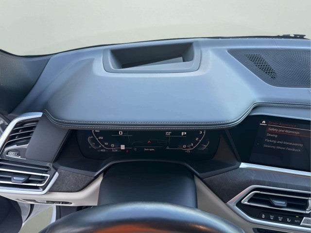 2021 BMW X5 M50i