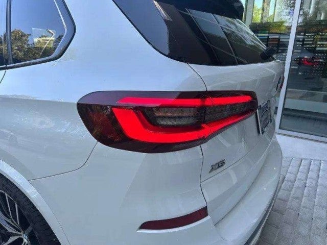 2021 BMW X5 M50i