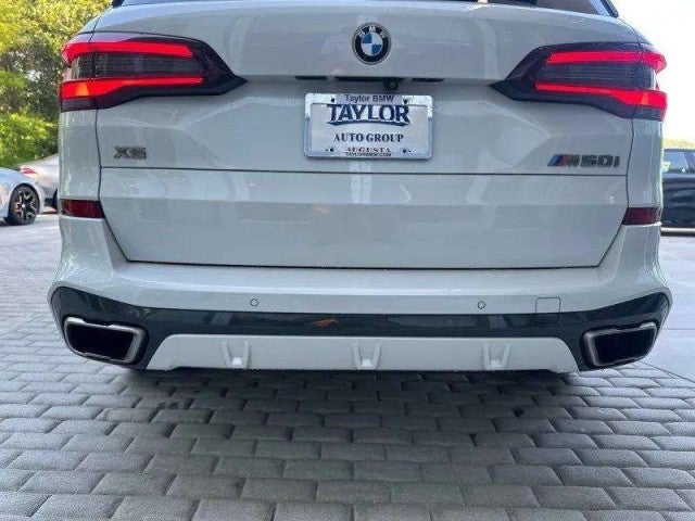 2021 BMW X5 M50i