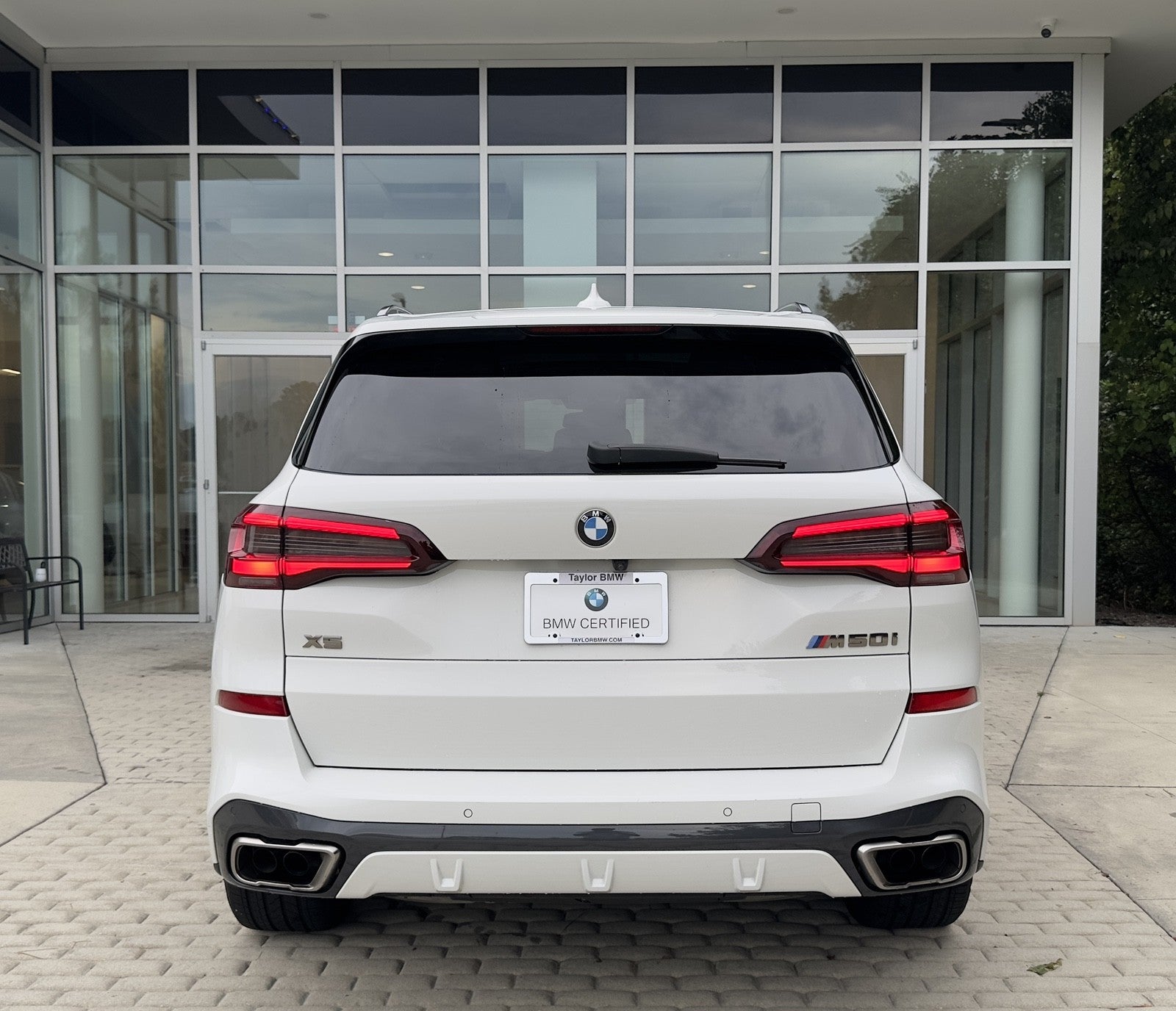 2023 BMW X5 M50i