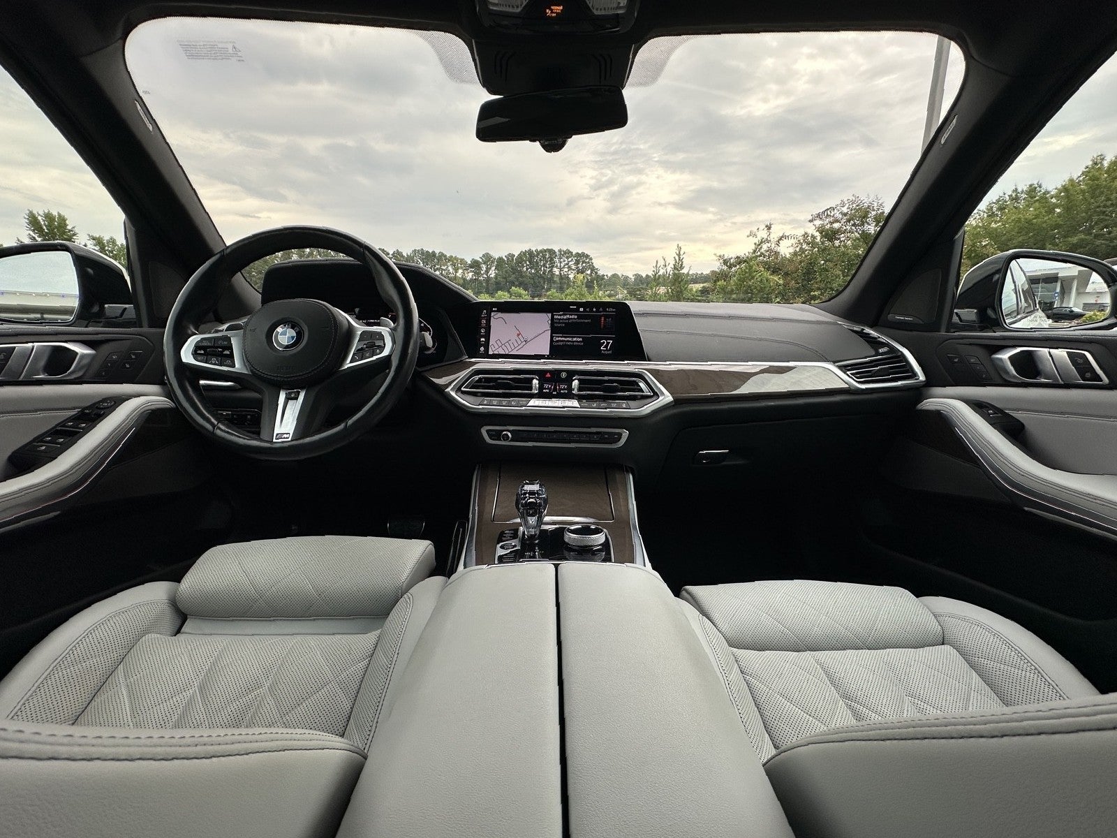 2023 BMW X5 M50i