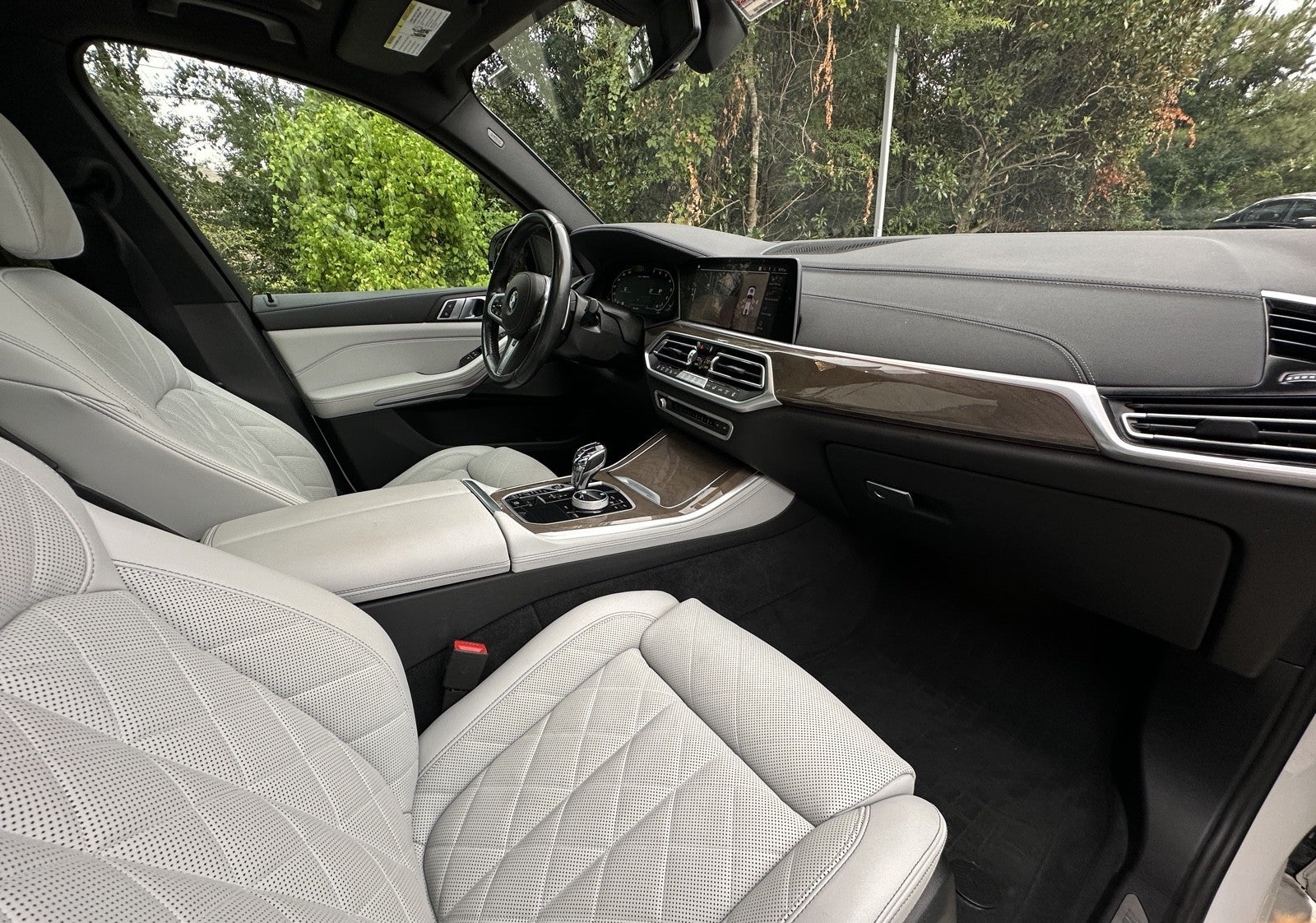2023 BMW X5 M50i