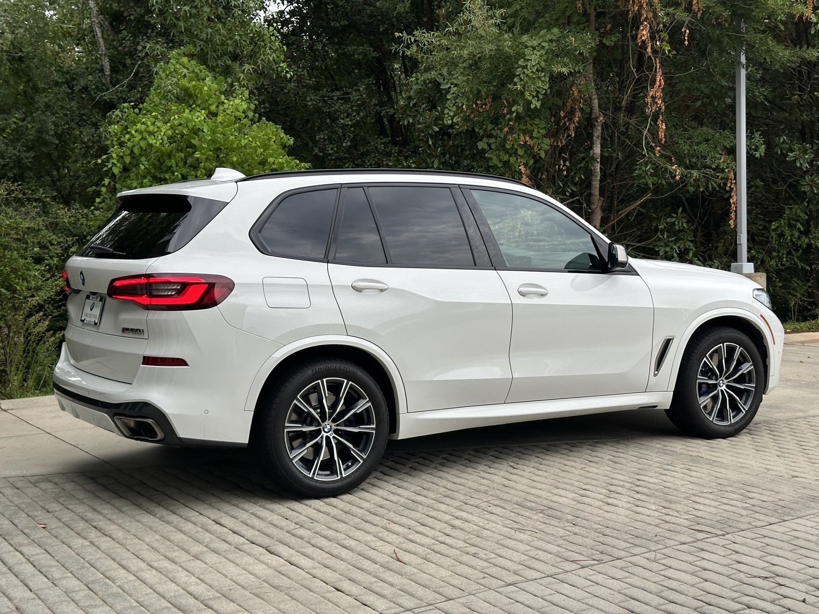 2023 BMW X5 M50i